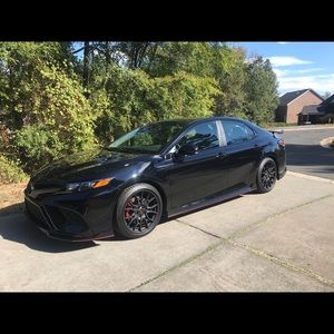 Meet your Posher, Hunter